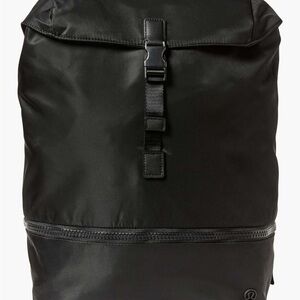 Lululemon Go Lightly Rucksack (26L)
Black Backpack - Sleek Everyday Carry